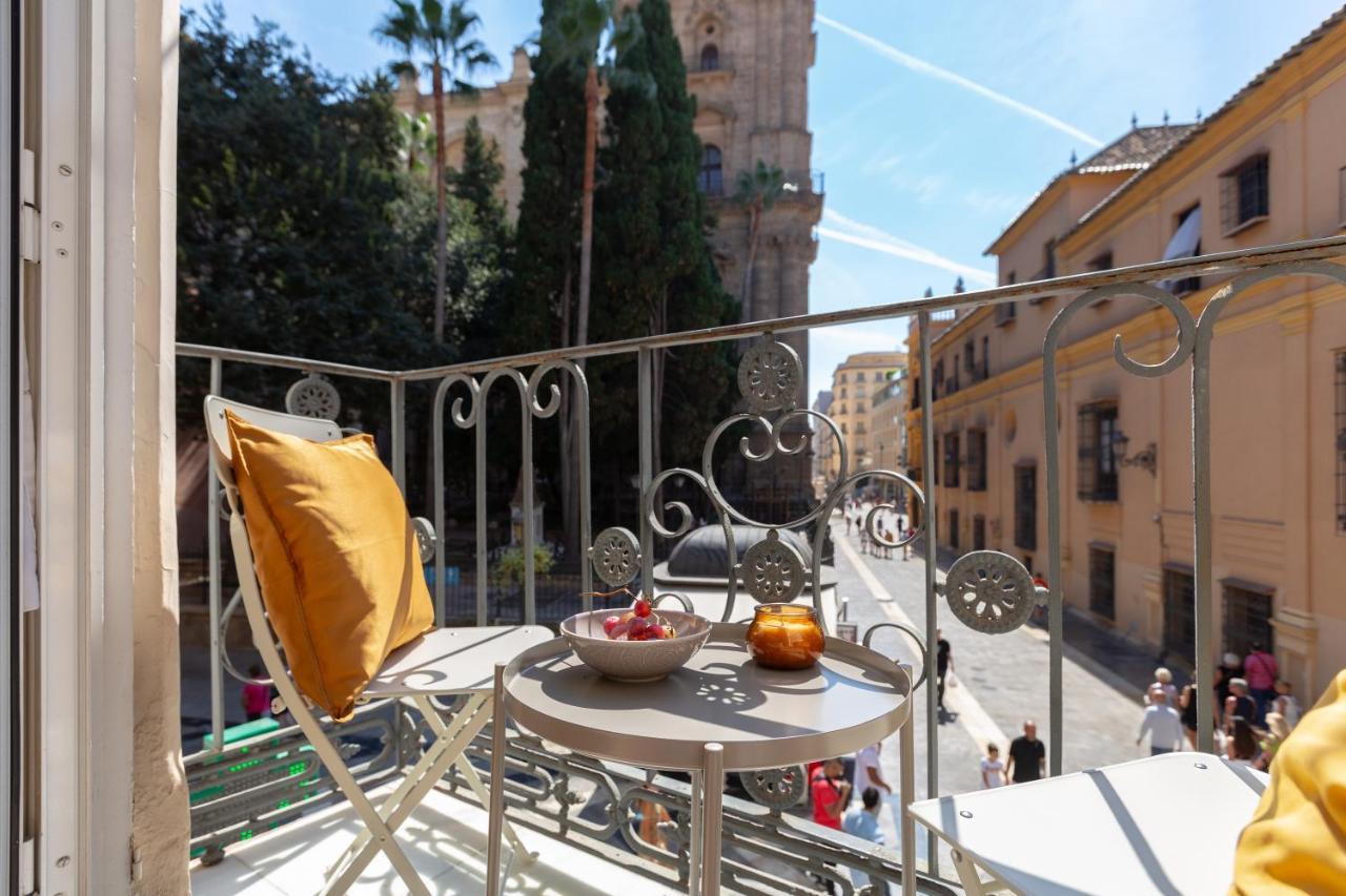 Luminoso Apartamento De Dos Habitaciones Con Vistas A Las Catedral Malaga Exterior photo